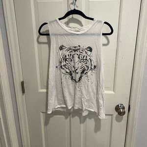 Tiger graphic tee